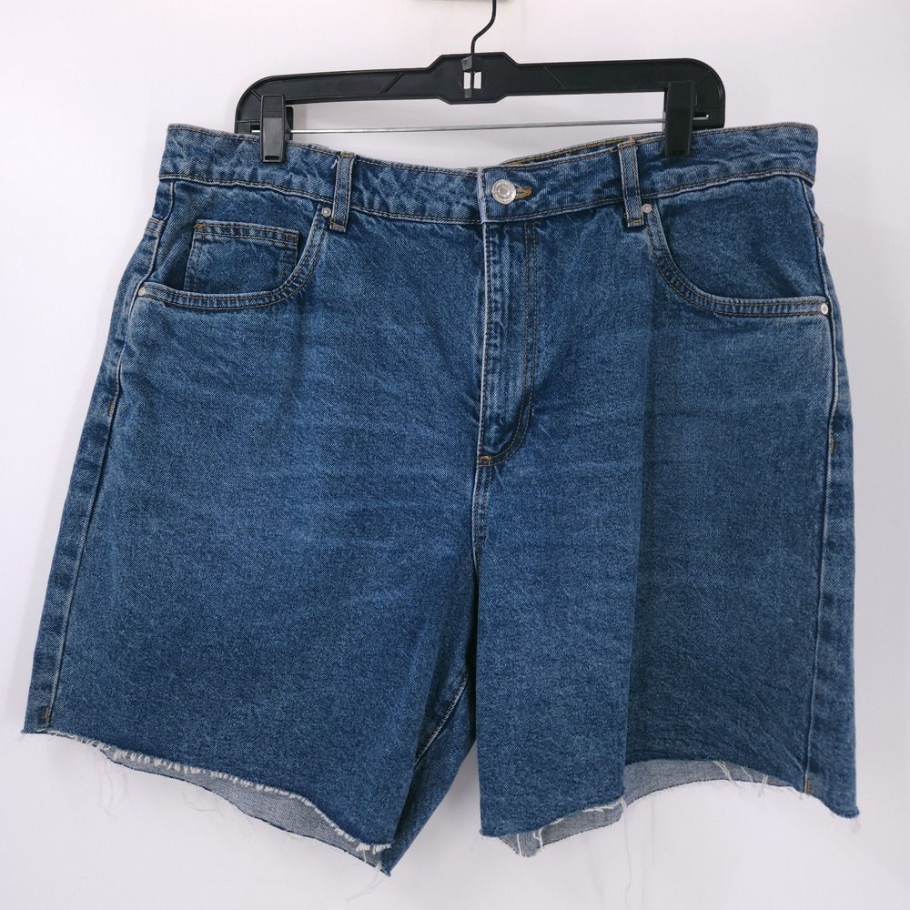 Cotton On Relaxed Denim Jean Shorts Misty Blue Frayed‎ Hem Womens Size 12